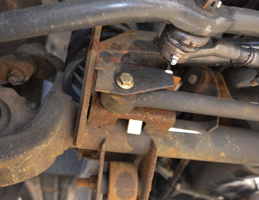 Jeep OE Track Bar Bolt Kit 1984-2006 TJ/LJ/XJ/ZJ Clayton Off Road