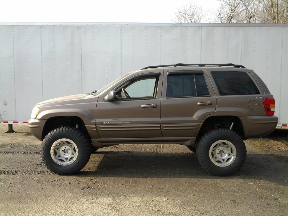 Jeep Grand Cherokee Dual Rate 6.0 Inch Front Coil Springs 1999-2004 WJ Clayton Off Road